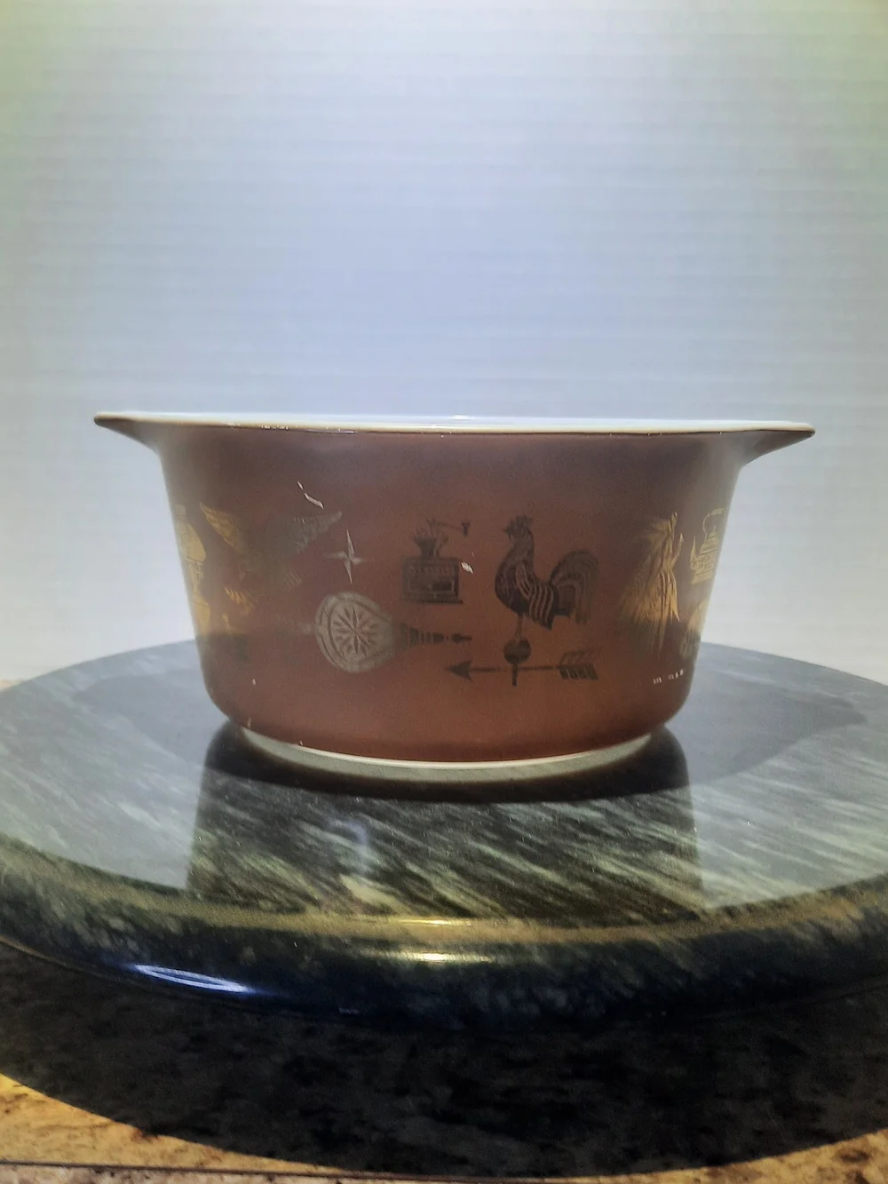 Pyrex Early American 473 Casserole Dish